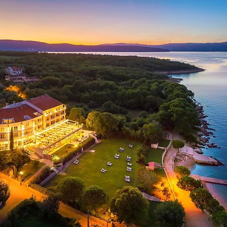 Spa & Wellness Hotel Pinia Malinska Dış mekan fotoğraf