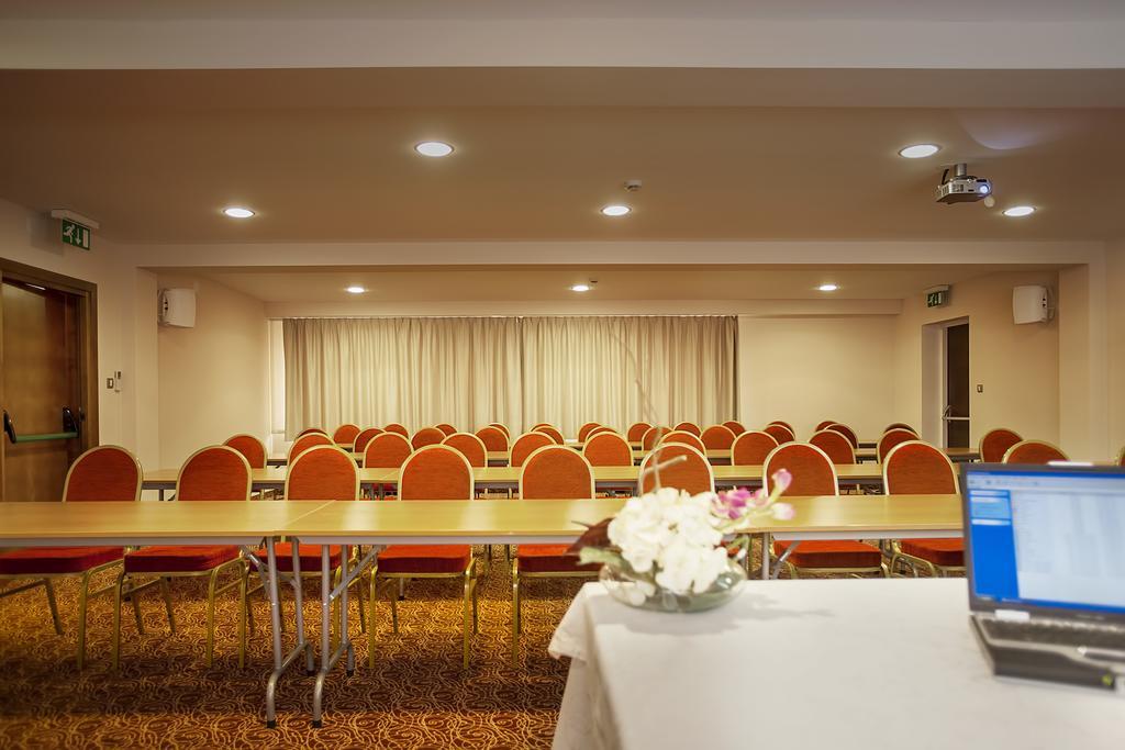 Spa & Wellness Hotel Pinia Malinska Dış mekan fotoğraf